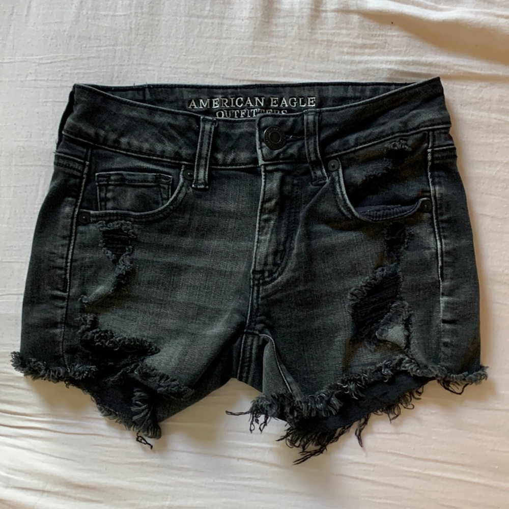 American eagle black shorts